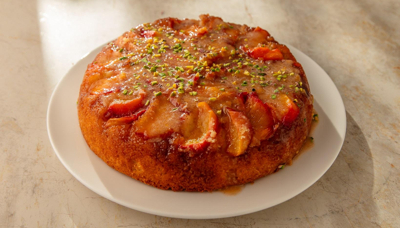 Arda'nın Mutfağı - Şeftalili Ters Yüz Kek Tarifi - Şeftalili Ters Yüz Kek Nasıl Yapılır?